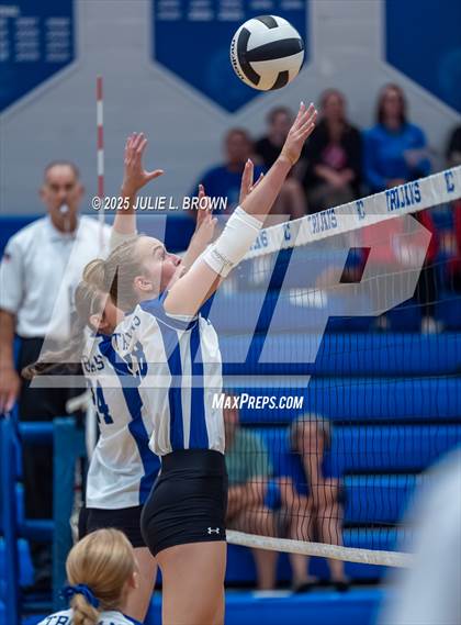 Thumbnail 2 in JV: Roncalli @ Indianapolis Bishop Chatard photogallery.