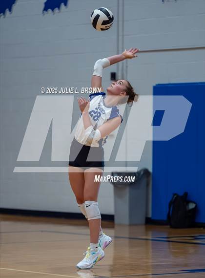 Thumbnail 3 in JV: Roncalli @ Indianapolis Bishop Chatard photogallery.