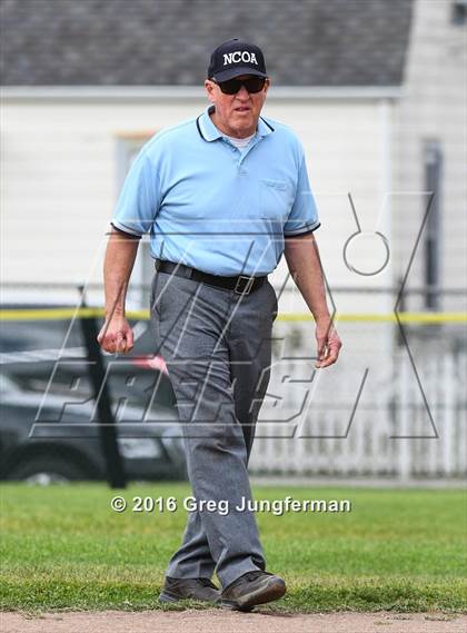 Thumbnail 3 in Petaluma vs Livermore (CIF NCS   Playoff) photogallery.