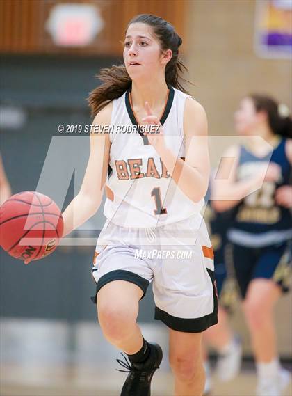 Thumbnail 1 in Central Catholic vs. Summerville photogallery.