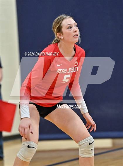 Thumbnail 3 in Regis Jesuit vs Monarch photogallery.