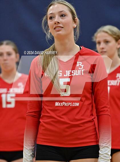Thumbnail 2 in Regis Jesuit vs Monarch photogallery.