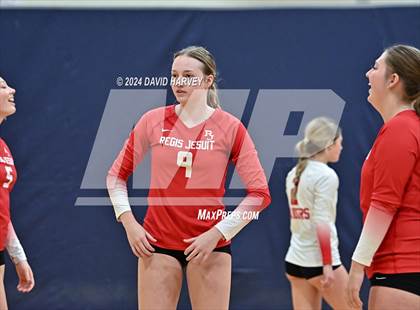 Thumbnail 1 in Regis Jesuit vs Monarch photogallery.