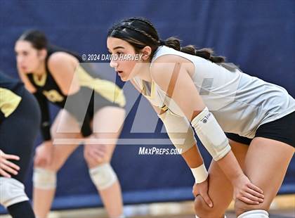 Thumbnail 3 in Regis Jesuit vs Monarch photogallery.