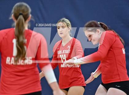 Thumbnail 3 in Regis Jesuit vs Monarch photogallery.