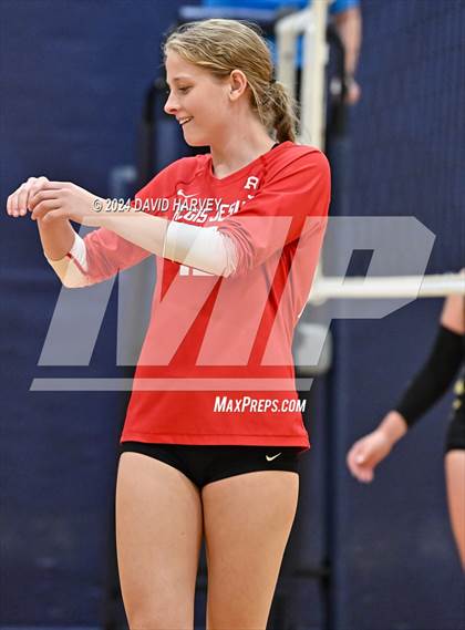 Thumbnail 1 in Regis Jesuit vs Monarch photogallery.