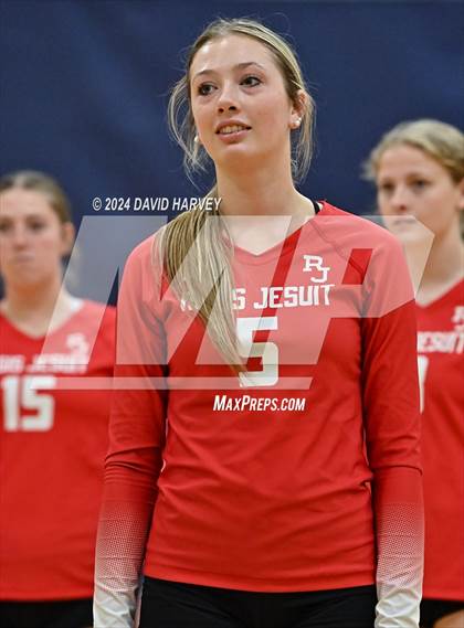 Thumbnail 1 in Regis Jesuit vs Monarch photogallery.
