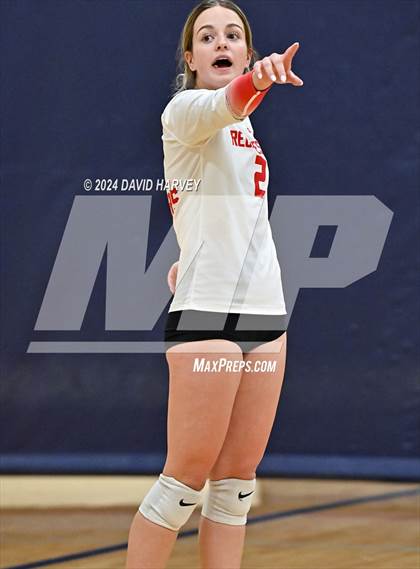 Thumbnail 1 in Regis Jesuit vs Monarch photogallery.