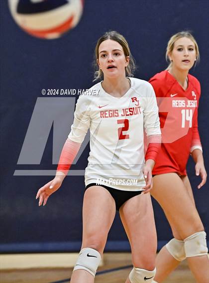 Thumbnail 2 in Regis Jesuit vs Monarch photogallery.