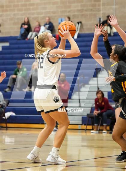 Thumbnail 1 in Sierra vs Evergreen (Dakota Ridge High School) photogallery.