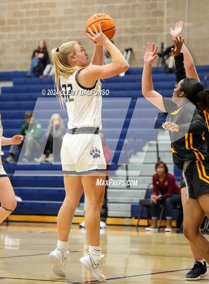Thumbnail 2 in Sierra vs Evergreen (Dakota Ridge High School) photogallery.