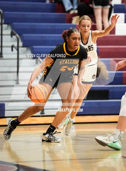 Thumbnail 3 in Sierra vs Evergreen (Dakota Ridge High School) photogallery.