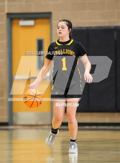 Thumbnail 1 in Sierra vs Evergreen (Dakota Ridge High School) photogallery.