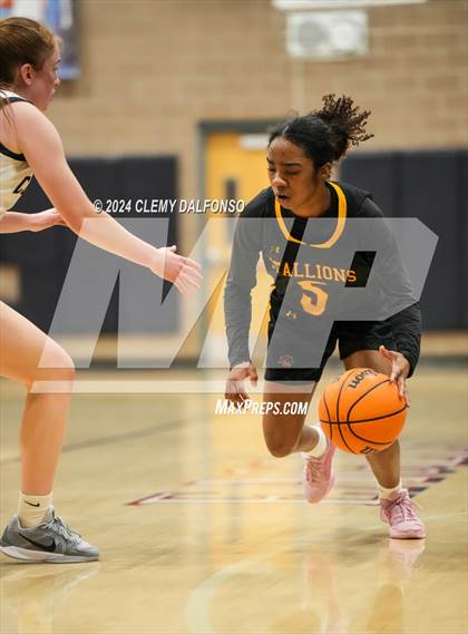 Thumbnail 1 in Sierra vs Evergreen (Dakota Ridge High School) photogallery.