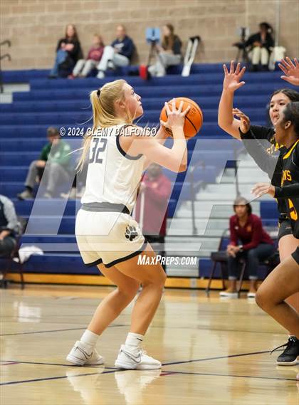 Thumbnail 3 in Sierra vs Evergreen (Dakota Ridge High School) photogallery.
