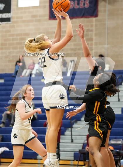 Thumbnail 3 in Sierra vs Evergreen (Dakota Ridge High School) photogallery.