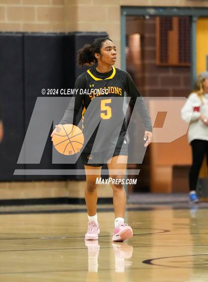 Thumbnail 1 in Sierra vs Evergreen (Dakota Ridge High School) photogallery.