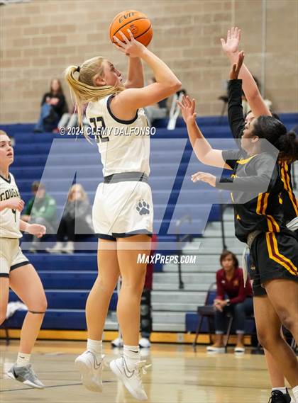 Thumbnail 3 in Sierra vs Evergreen (Dakota Ridge High School) photogallery.