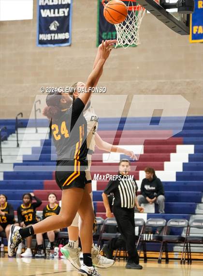 Thumbnail 2 in Sierra vs Evergreen (Dakota Ridge High School) photogallery.