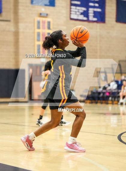 Thumbnail 2 in Sierra vs Evergreen (Dakota Ridge High School) photogallery.