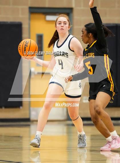 Thumbnail 3 in Sierra vs Evergreen (Dakota Ridge High School) photogallery.