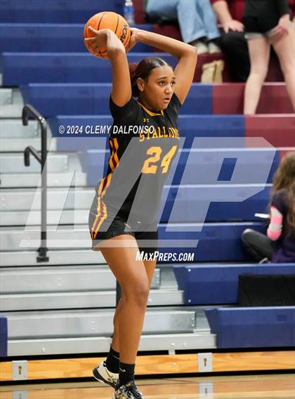 Thumbnail 1 in Sierra vs Evergreen (Dakota Ridge High School) photogallery.