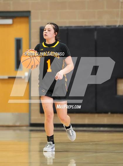 Thumbnail 3 in Sierra vs Evergreen (Dakota Ridge High School) photogallery.