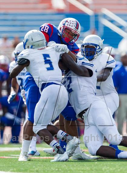 Thumbnail 2 in Bishop O'Connell @ DeMatha photogallery.