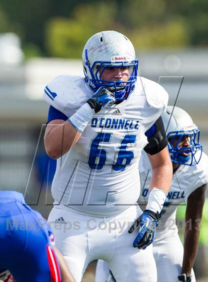 Thumbnail 3 in Bishop O'Connell @ DeMatha photogallery.