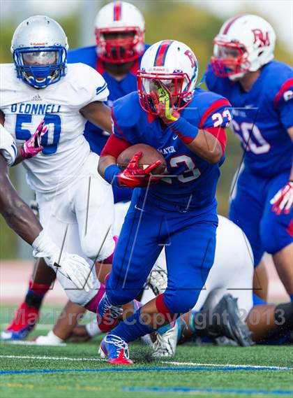 Thumbnail 3 in Bishop O'Connell @ DeMatha photogallery.