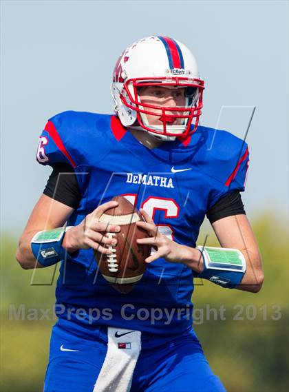 Thumbnail 3 in Bishop O'Connell @ DeMatha photogallery.
