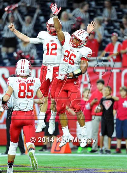 Thumbnail 3 in Katy vs Manvel (UIL 6A D2 Quarterfinal) photogallery.
