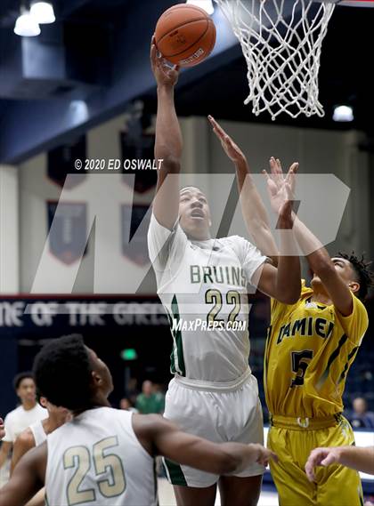 Thumbnail 3 in Damien vs. St. Patrick-St. Vincent (MaxPreps MLK Classic) photogallery.