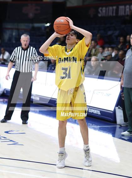 Thumbnail 3 in Damien vs. St. Patrick-St. Vincent (MaxPreps MLK Classic) photogallery.