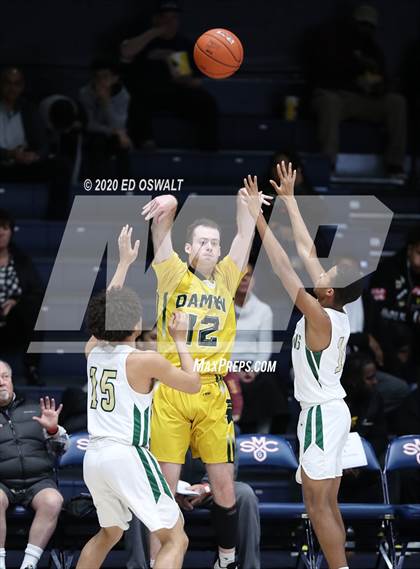 Thumbnail 2 in Damien vs. St. Patrick-St. Vincent (MaxPreps MLK Classic) photogallery.