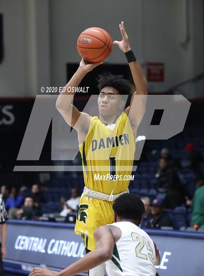 Thumbnail 3 in Damien vs. St. Patrick-St. Vincent (MaxPreps MLK Classic) photogallery.