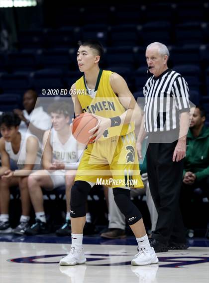 Thumbnail 3 in Damien vs. St. Patrick-St. Vincent (MaxPreps MLK Classic) photogallery.
