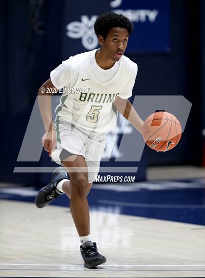 Thumbnail 3 in Damien vs. St. Patrick-St. Vincent (MaxPreps MLK Classic) photogallery.