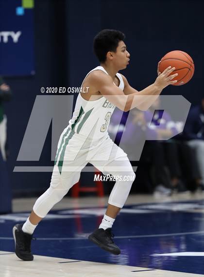 Thumbnail 1 in Damien vs. St. Patrick-St. Vincent (MaxPreps MLK Classic) photogallery.