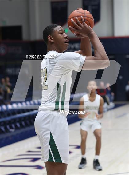 Thumbnail 2 in Damien vs. St. Patrick-St. Vincent (MaxPreps MLK Classic) photogallery.