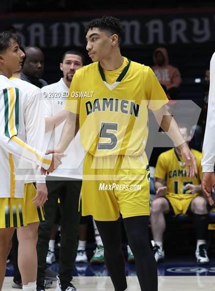 Thumbnail 1 in Damien vs. St. Patrick-St. Vincent (MaxPreps MLK Classic) photogallery.