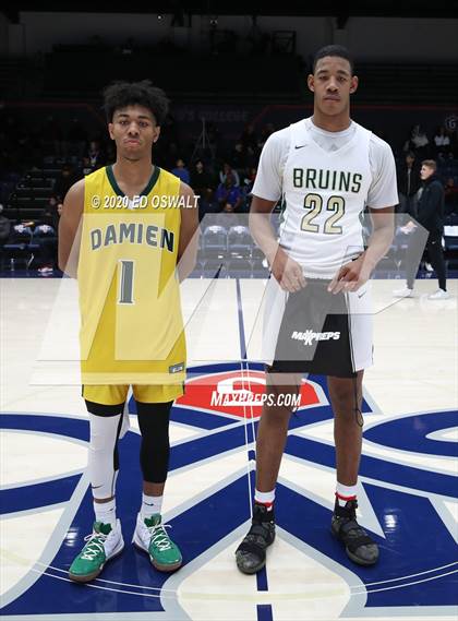Thumbnail 1 in Damien vs. St. Patrick-St. Vincent (MaxPreps MLK Classic) photogallery.