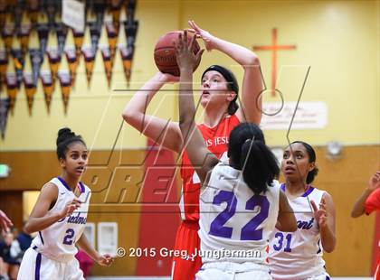 Thumbnail 3 in Regis Jesuit vs. Piedmont (Cardinal Newman Classic) photogallery.