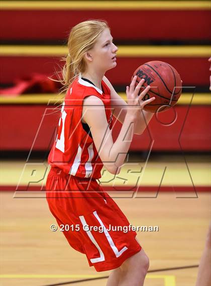 Thumbnail 3 in Regis Jesuit vs. Piedmont (Cardinal Newman Classic) photogallery.