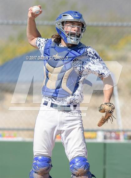 Thumbnail 2 in Sierra Canyon vs. Clackamas (Coach Bob Invitational) photogallery.