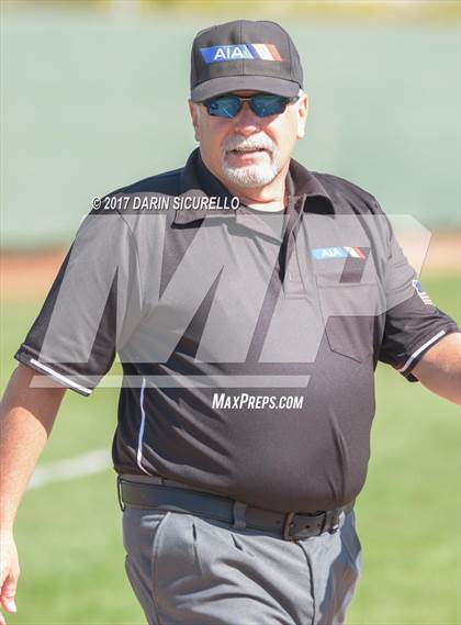 Thumbnail 1 in Sierra Canyon vs. Clackamas (Coach Bob Invitational) photogallery.
