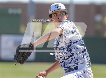 Thumbnail 1 in Sierra Canyon vs. Clackamas (Coach Bob Invitational) photogallery.
