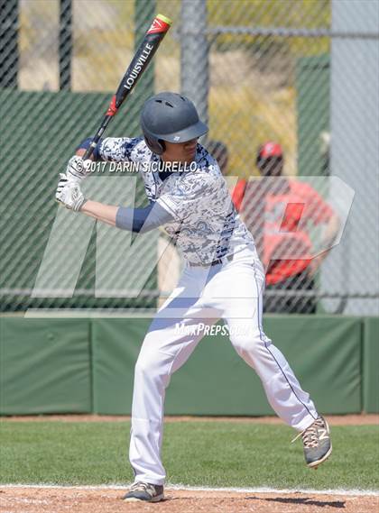 Thumbnail 3 in Sierra Canyon vs. Clackamas (Coach Bob Invitational) photogallery.
