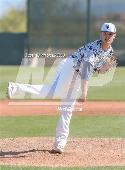 Thumbnail 1 in Sierra Canyon vs. Clackamas (Coach Bob Invitational) photogallery.
