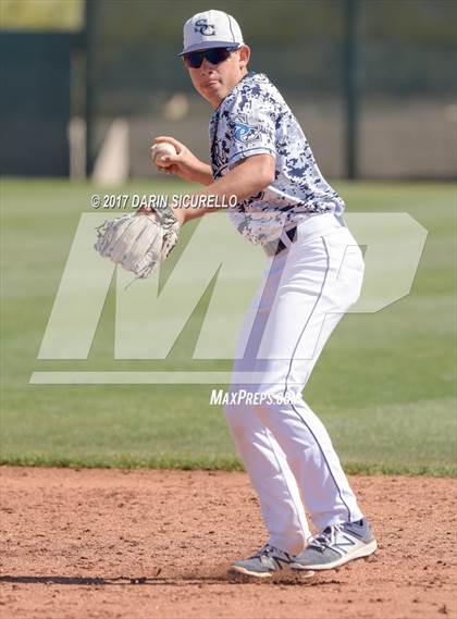 Thumbnail 3 in Sierra Canyon vs. Clackamas (Coach Bob Invitational) photogallery.